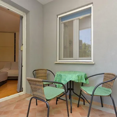Apartament Danica 1910 Pula